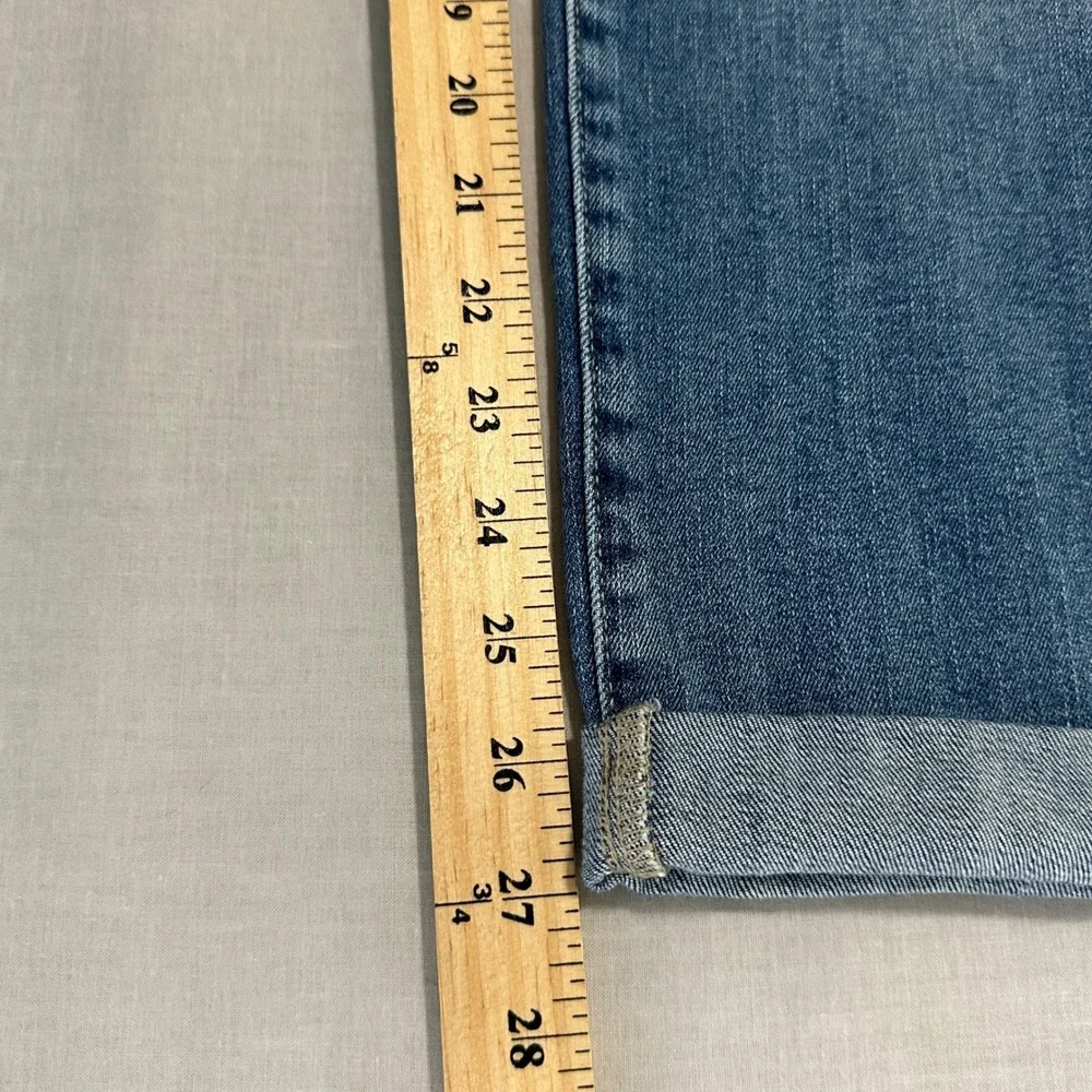 St. John's Bay Women's 18 Girlfriend Jean Blue Mid-Rise LT Terrace NEW